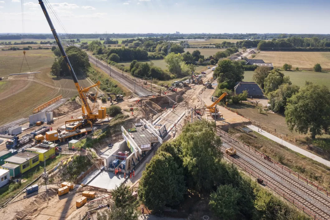 Vechtdalverbinding, viaduct wordt geplaatst